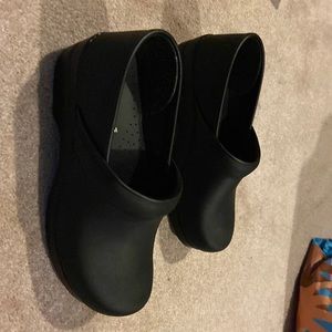 NEW Dansko Wide Pro Oiled Black Size 41